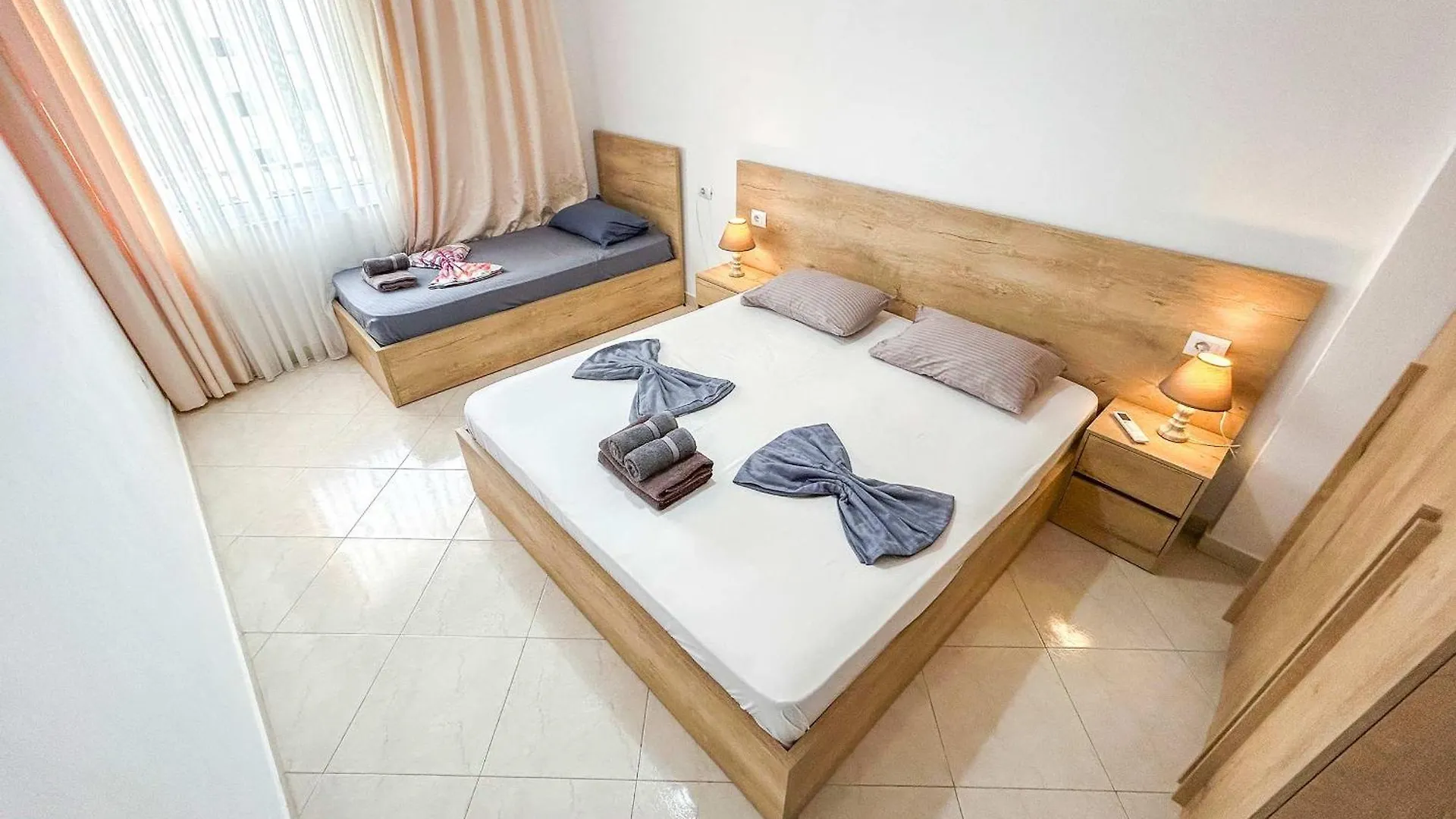 Seaview Modern 2 Bedrooms Durrës Appartamento